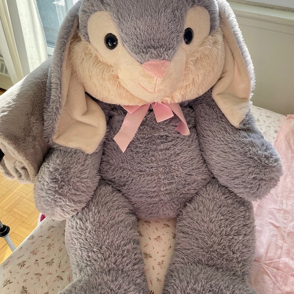 Giant Stuffed Bunny - Picture 1 of 3